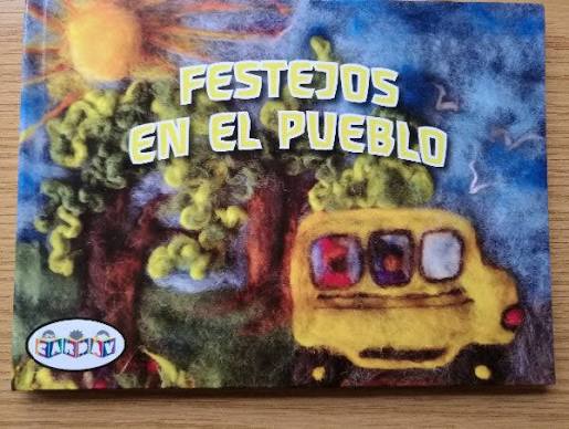 Portada de *Festejos en el pueblo. Cuento en letra Mayuscula.*